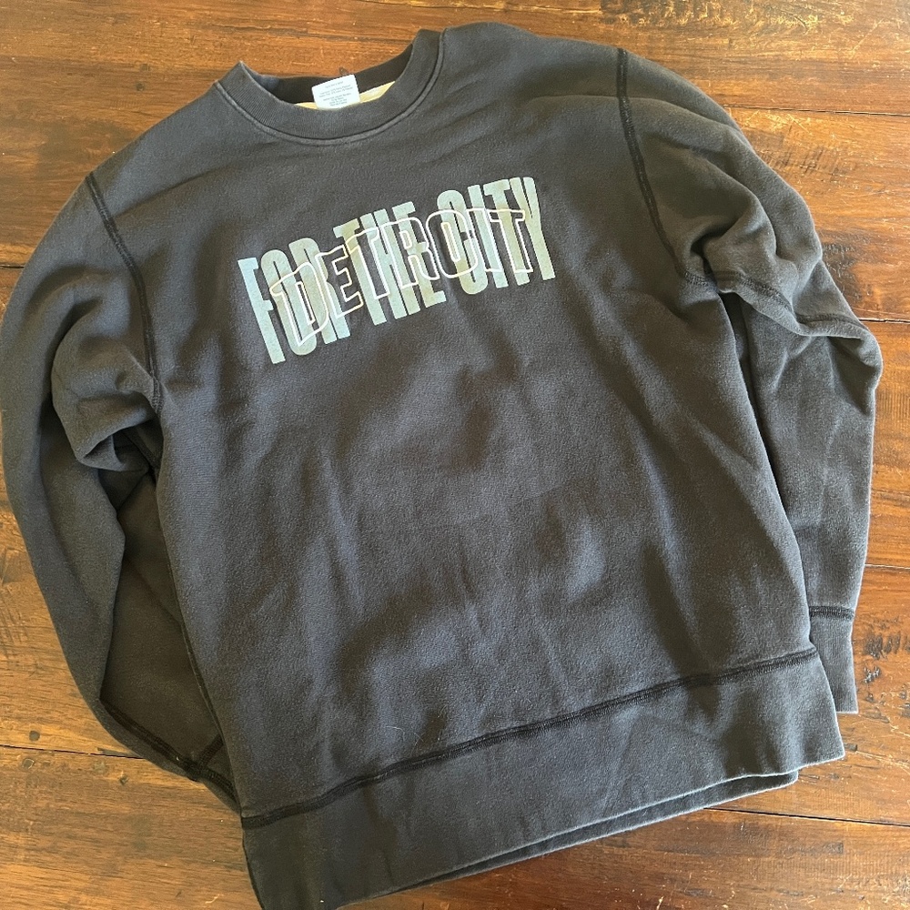 Soft Goods Dark Gray For The City Detroit Graphic Crewneck Sweatshirt M